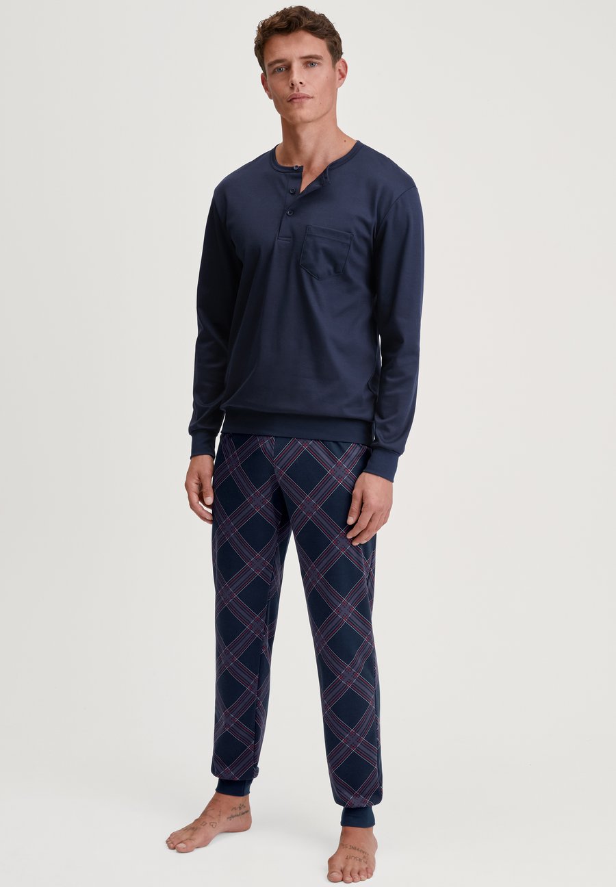 Пижамный комплект Calida SET COMFY BÜNDCHEN, Dark Sapphire/Dark Blue
Пижамный комплект Calida SET COMFY BÜNDCHEN, Dark Sapphire/Dark Blue