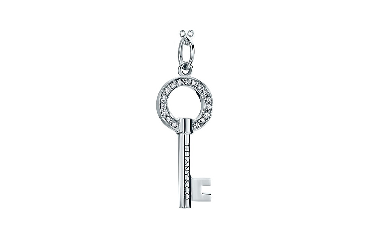 TIFFANY & CO. Коллекция ключей Подвески для женщин из серебра
TIFFANY & CO. Коллекция ключей Подвески для женщин из серебра