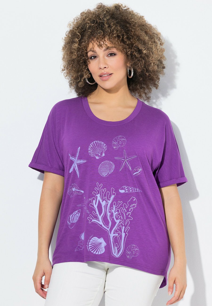 Футболка Ulla Popken SHORT SLEEVE, Purple, Фиолетовый, Футболка Ulla Popken SHORT SLEEVE, Purple
Футболка Ulla Popken SHORT SLEEVE, Purple, Фиолетовый, Футболка Ulla Popken SHORT SLEEVE, Purple