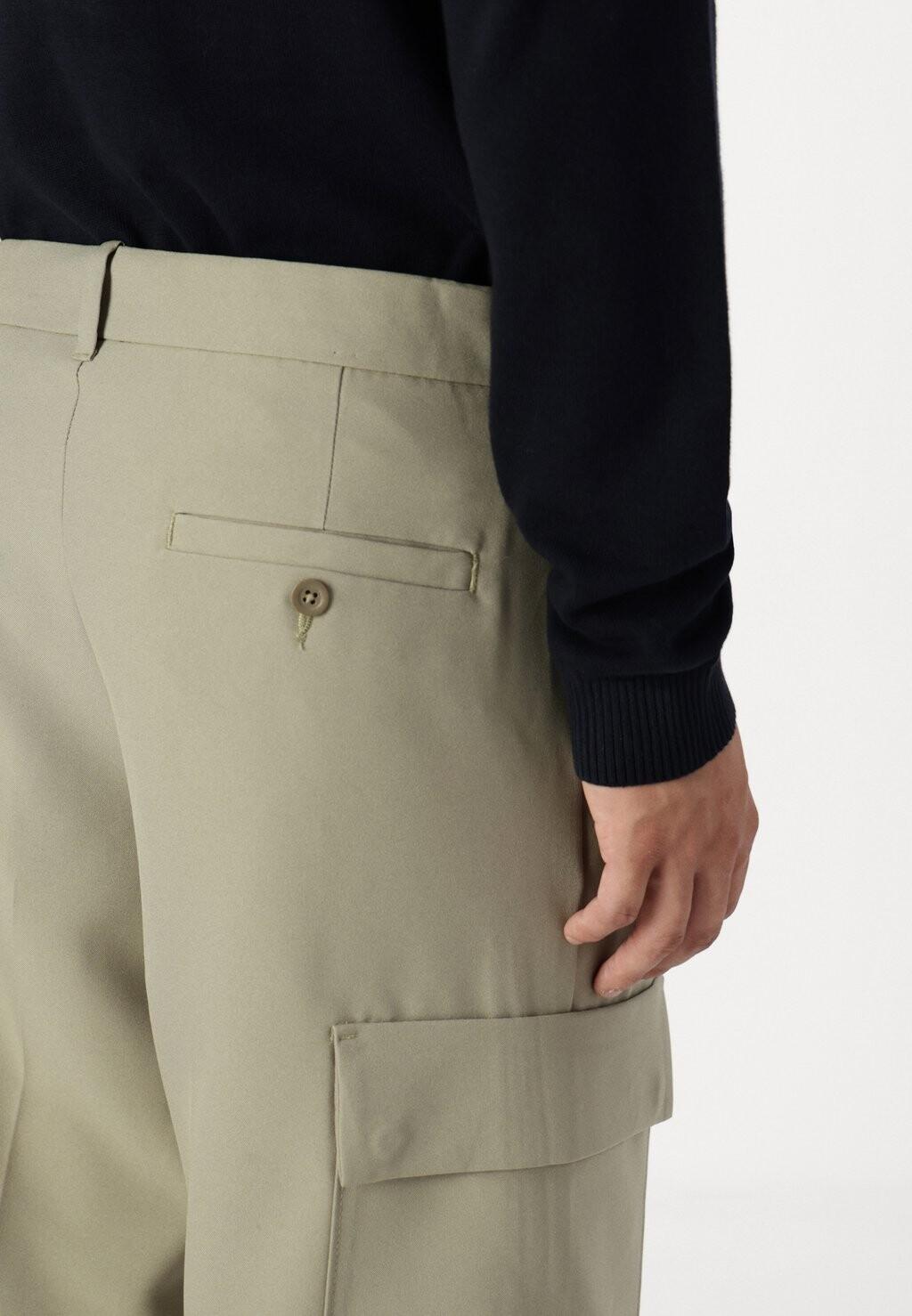 Брюки карго JPSTBILL JJDAYTONA Jack & Jones, серебристый
Брюки карго JPSTBILL JJDAYTONA Jack & Jones, серебристый