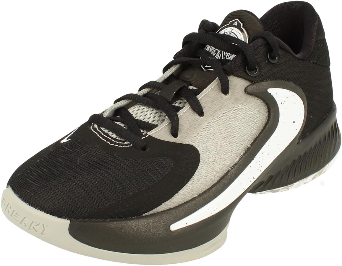 Кроссовки Nike Freak 4 Se (Big Kid), Black/White Light Smoke Grey
Кроссовки Nike Freak 4 Se (Big Kid), Black/White Light Smoke Grey