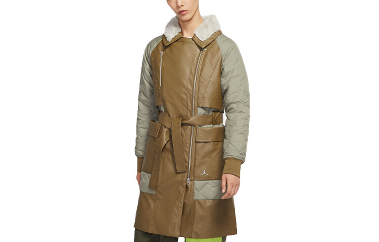 New Classics 2.0 пуховик женский светло-коричневый Jordan
New Classics 2.0 пуховик женский светло-коричневый Jordan