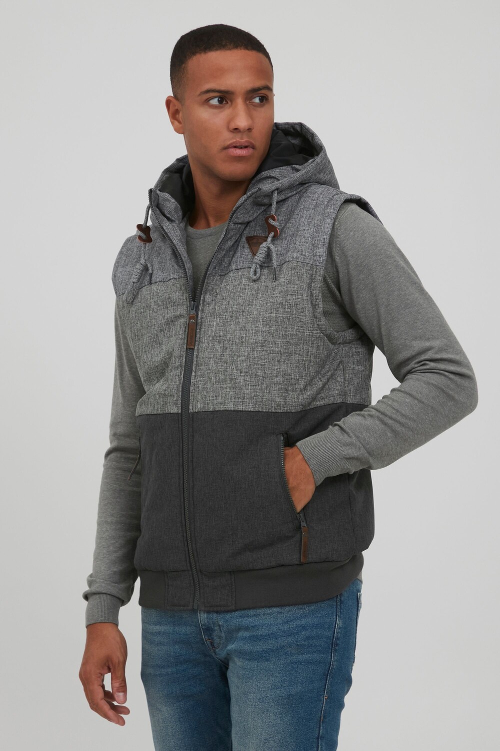 Утепленный жилет INDICODE Softshell, серый
Утепленный жилет INDICODE Softshell, серый