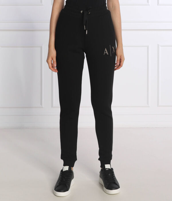 Спортивные штаны женские Armani Exchange на кулиске и с логотипом, черный
Спортивные штаны женские Armani Exchange на кулиске и с логотипом, черный