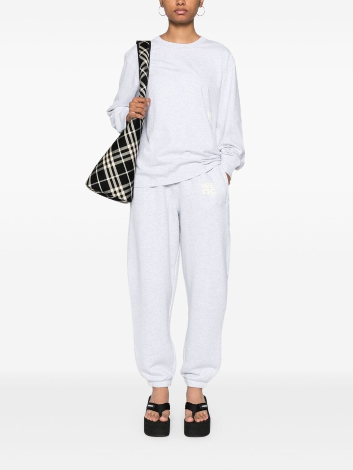 Alexander Wang футболка с длинными рукавами и логотипом, серый
Alexander Wang футболка с длинными рукавами и логотипом, серый