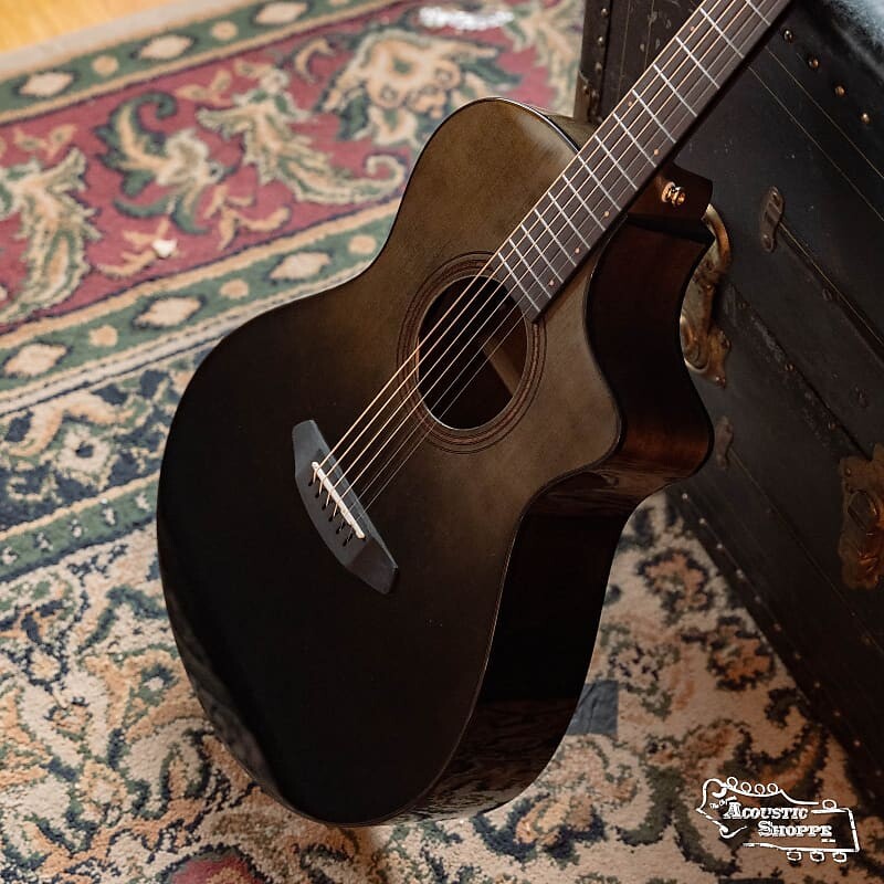 Акустическая гитара Breedlove Artista Pro European/Myrtlewood Black Dawn Cutaway Concert Acoustic Guitar w/Fishman Flex Plus-T #5724
Акустическая гитара Breedlove Artista Pro European/Myrtlewood Black Dawn Cutaway Concert Acoustic Guitar w/Fishman Flex Plus-T #5724
