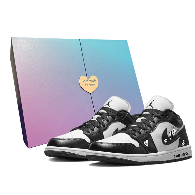 Кроссовки Air JORDAN 1 Vintage Basketball Shoes Women's Low-Top Black White, черный
Кроссовки Air JORDAN 1 Vintage Basketball Shoes Women's Low-Top Black White, черный