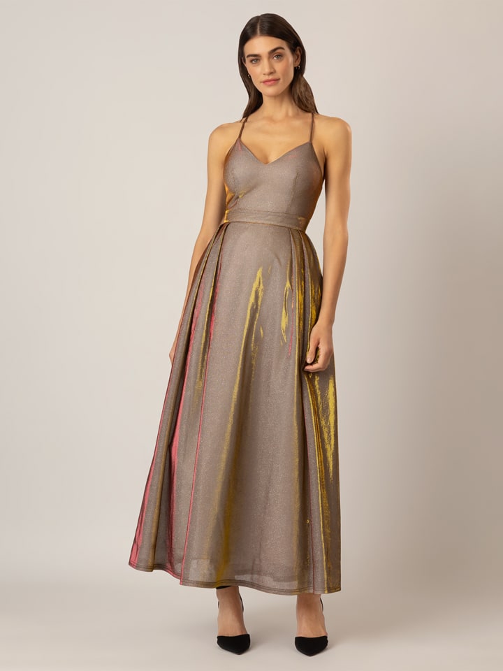 Длинное платье APART
Длинное платье APART