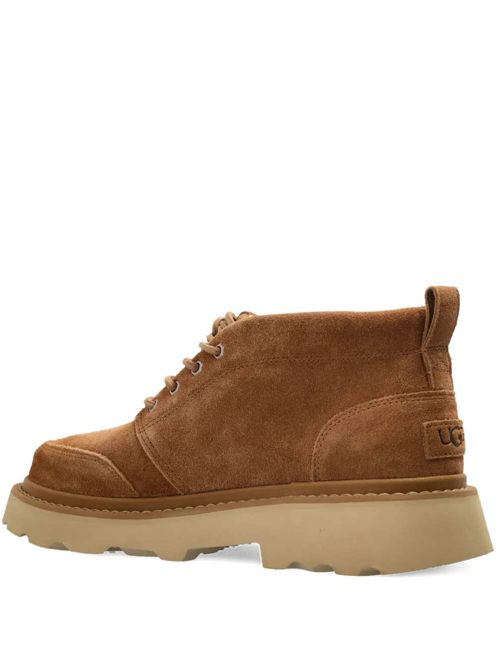 Замшевые пустынные ботинки-чукка на массивной подошве Ugg, коричневый
Замшевые пустынные ботинки-чукка на массивной подошве Ugg, коричневый