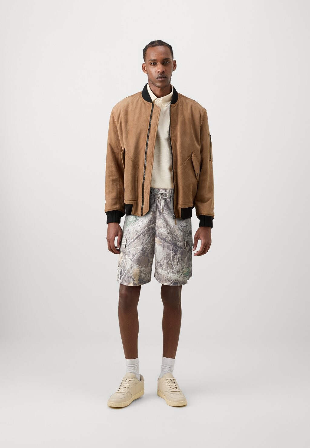 Шорты REAL TREE Guess Originals, зеленый
Шорты REAL TREE Guess Originals, зеленый