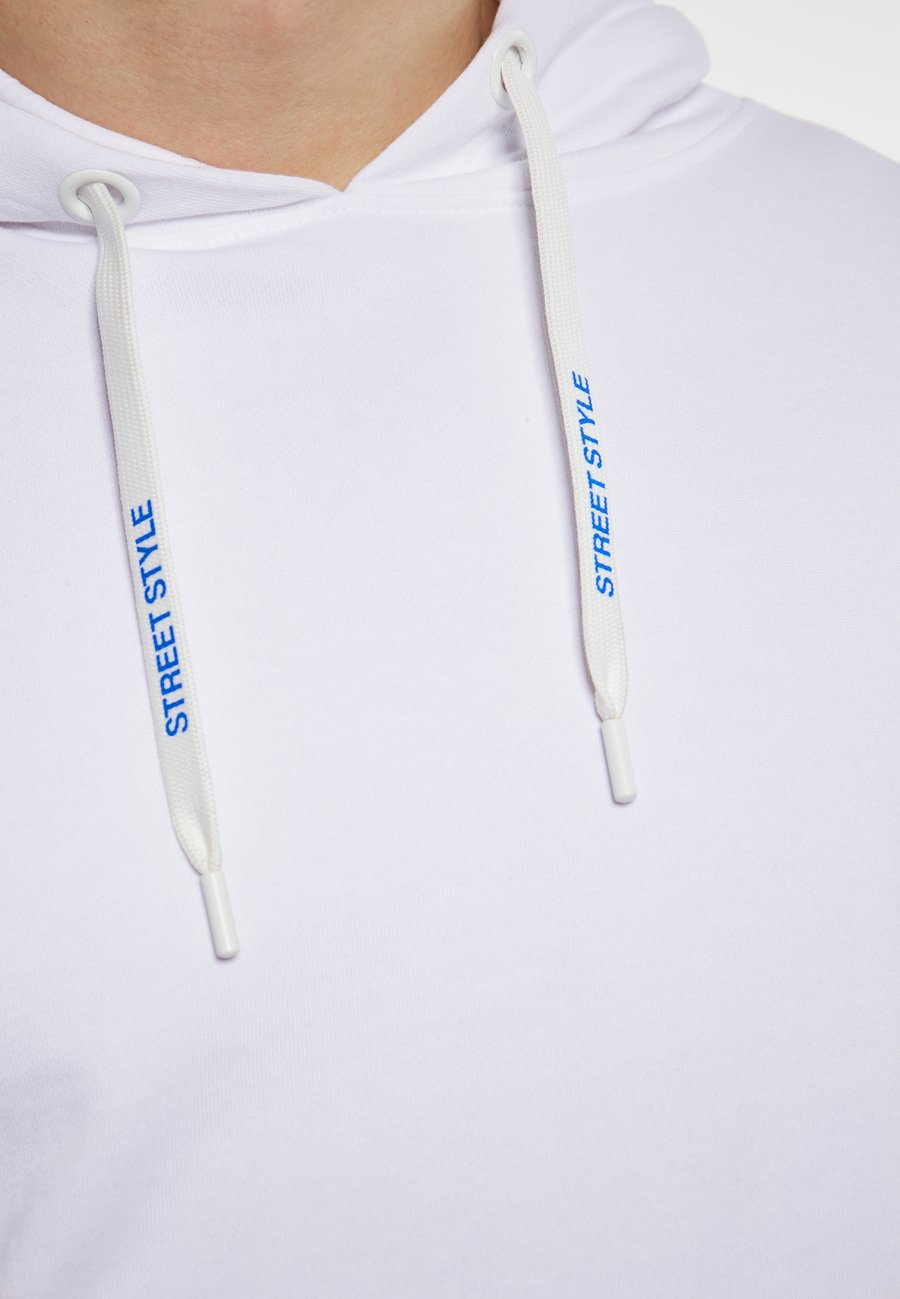 Худи DreiMaster CO-BRANDED WITH BOLINE, Weiss/White, Белый, Худи DreiMaster CO-BRANDED WITH BOLINE, Weiss/White
Худи DreiMaster CO-BRANDED WITH BOLINE, Weiss/White, Белый, Худи DreiMaster CO-BRANDED WITH BOLINE, Weiss/White