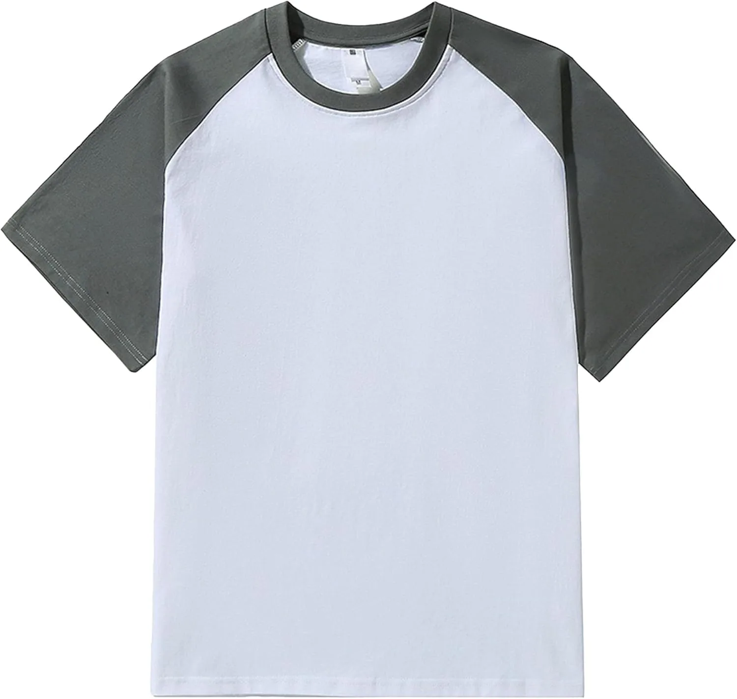 Мужская бейсболка с контрастным регланом и коротким рукавом
Мужская бейсболка с контрастным регланом и коротким рукавом