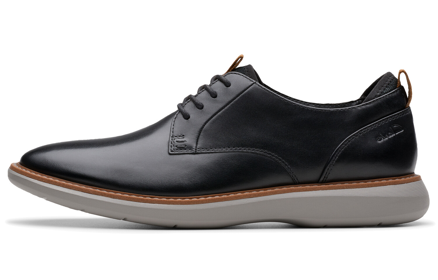 Мужские туфли Clarks Men's Casual Shoes Men Low-Top Black
Мужские туфли Clarks Men's Casual Shoes Men Low-Top Black