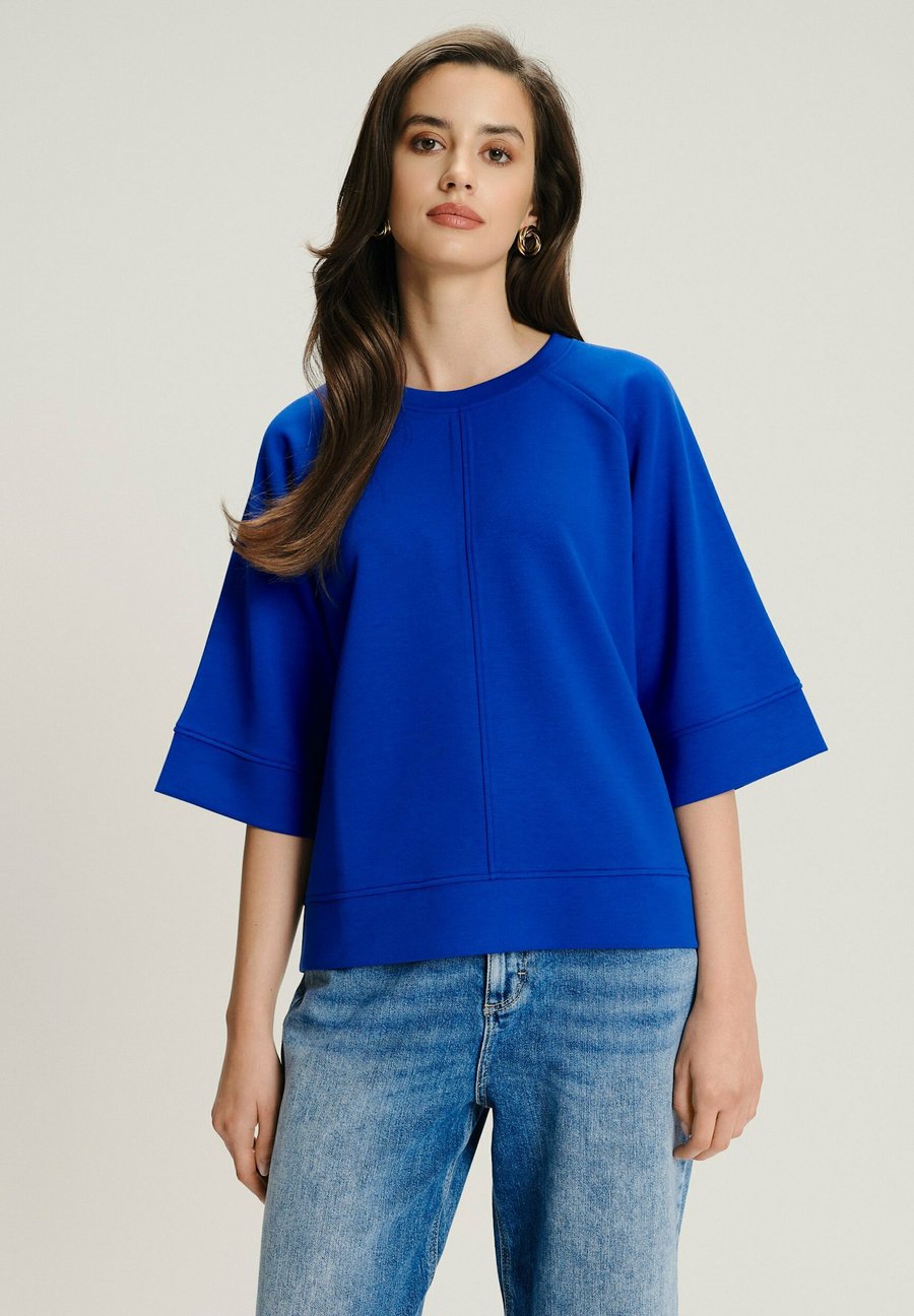 Блуза Greenpoint Blouse, Royal Blue
Блуза Greenpoint Blouse, Royal Blue