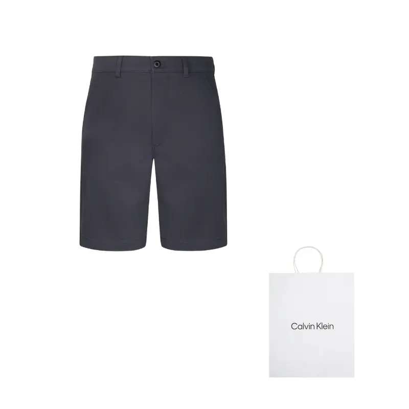 Повседневные шорты мужские Calvin Klein, серый
Повседневные шорты мужские Calvin Klein, серый