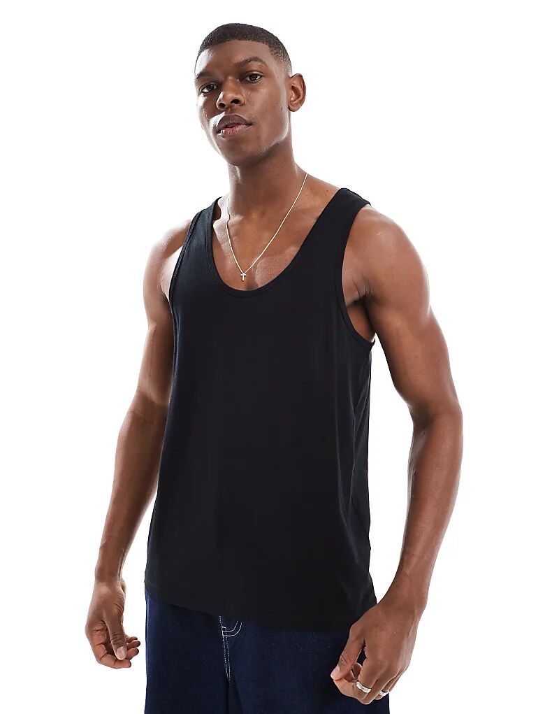 Майка ASOS DESIGN Essentials черного цвета
Майка ASOS DESIGN Essentials черного цвета