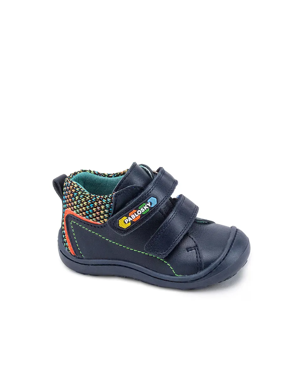 Кожаные сапоги для мальчика с двойной застежкой на крючок и петлю Pablosky, темно-синий
Кожаные сапоги для мальчика с двойной застежкой на крючок и петлю Pablosky, темно-синий