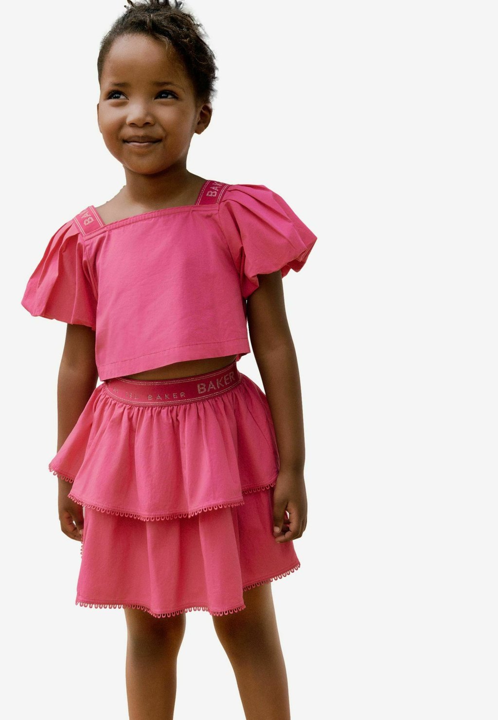 Блуза Minigonna Baker by Ted Baker, фуксия
Блуза Minigonna Baker by Ted Baker, фуксия