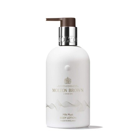 Molton Лосьон для тела с коричневым молоком и мускусом 300 мл Molton Brown
Molton Лосьон для тела с коричневым молоком и мускусом 300 мл Molton Brown