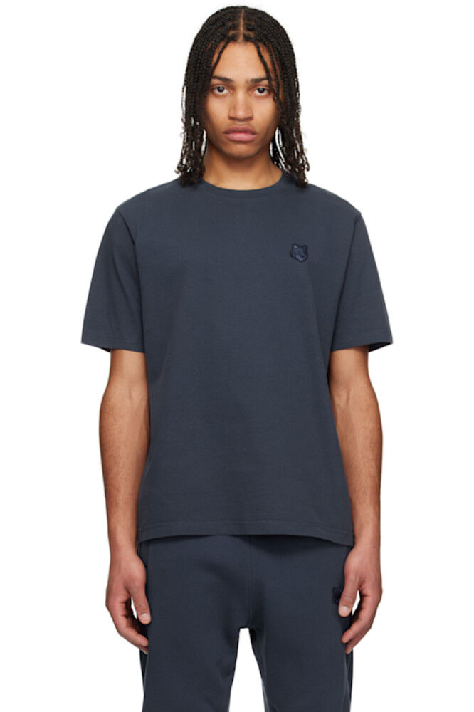 Футболка Comfort с нашивкой «Голова лисы» темно-синего цвета Maison Kitsuné
Футболка Comfort с нашивкой «Голова лисы» темно-синего цвета Maison Kitsuné