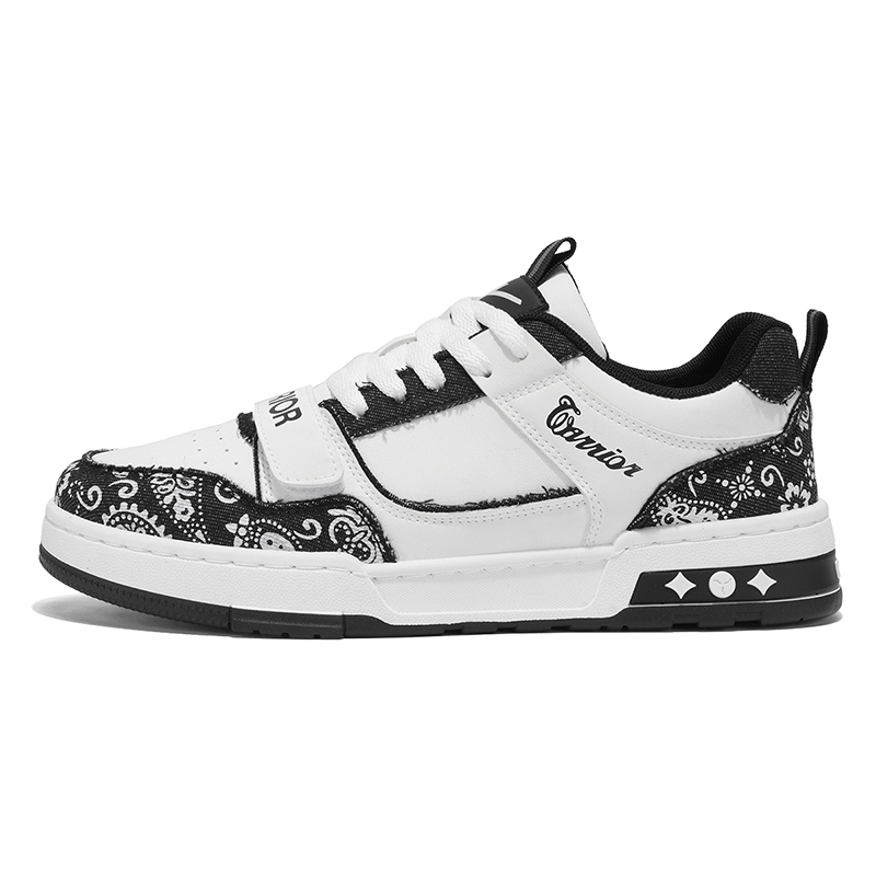 WARRIOR Антискользящие износостойкие низкие скейтерские кроссовки мужские - черные, цвет Black
WARRIOR Антискользящие износостойкие низкие скейтерские кроссовки мужские - черные, цвет Black