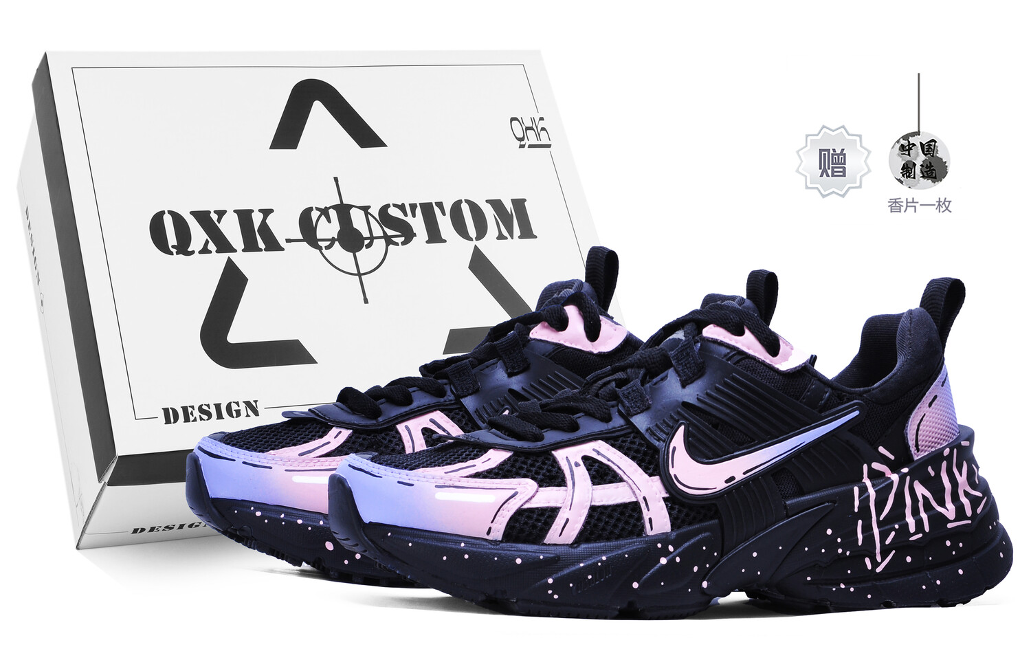 Кроссовки для бега V2K Run женские с низким верхом, черные/розовые Nike
Кроссовки для бега V2K Run женские с низким верхом, черные/розовые Nike