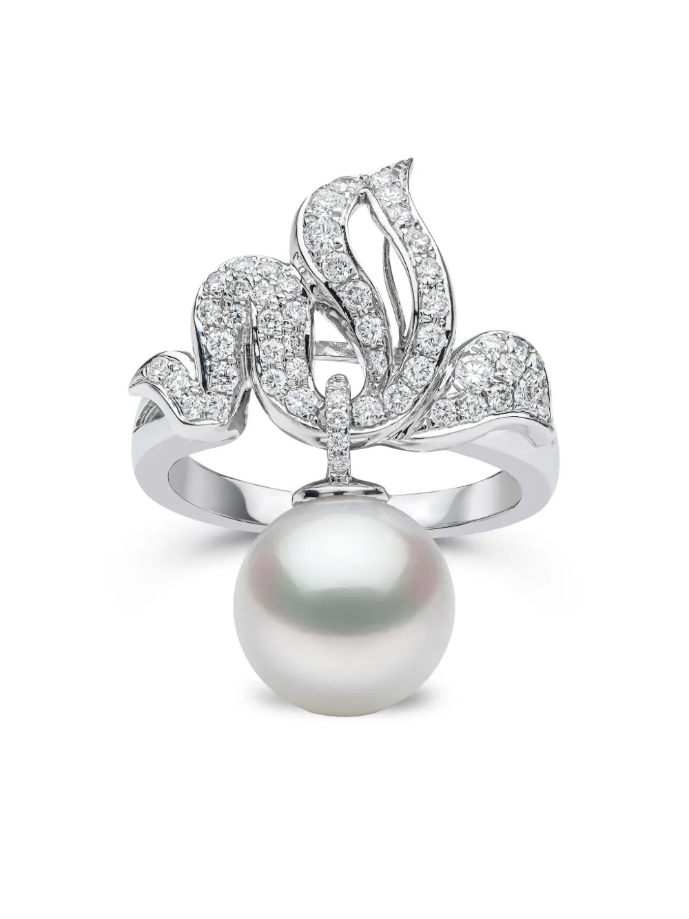 Кольцо из 18-каратного белого золота с жемчугом герцогини и бриллиантами Yoko London, серебяный
Кольцо из 18-каратного белого золота с жемчугом герцогини и бриллиантами Yoko London, серебяный