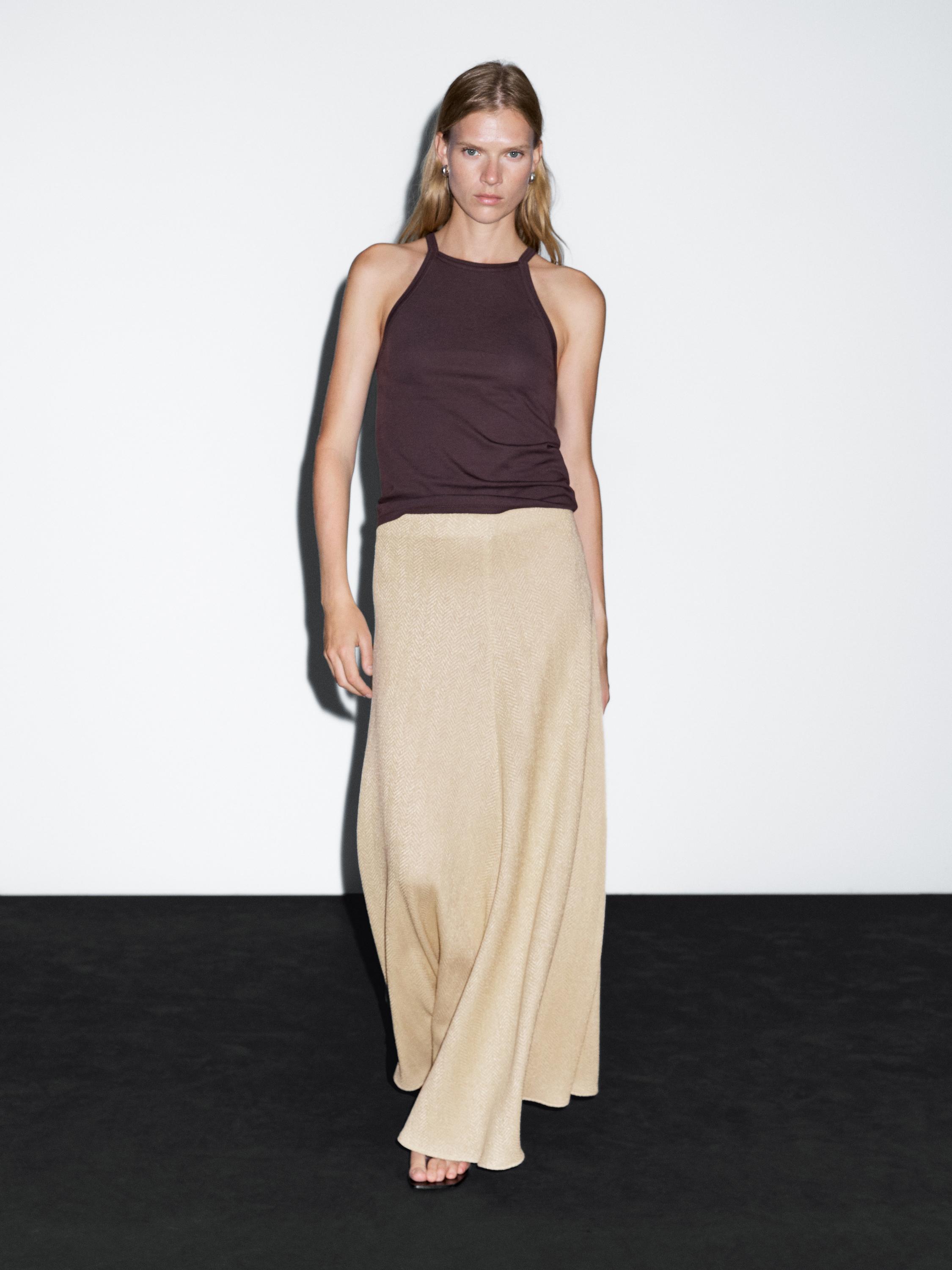 Длинная юбка из хлопковой смеси с узором «елочка» Massimo Dutti, кремовый
Длинная юбка из хлопковой смеси с узором «елочка» Massimo Dutti, кремовый