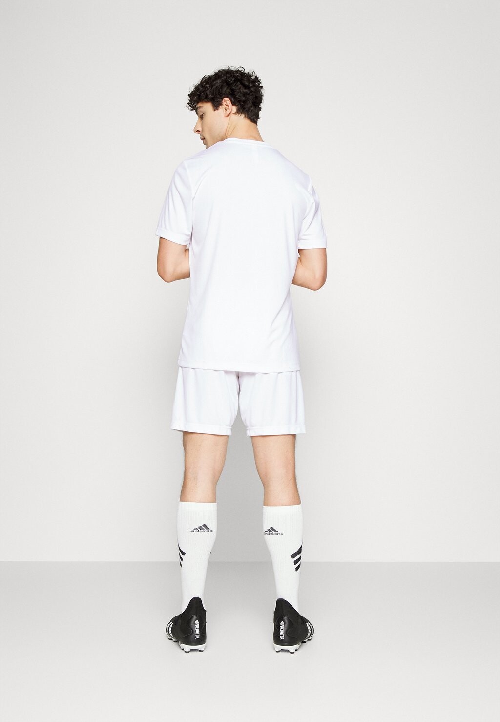 Спортивные шорты Entrada 22 adidas Performance, белые
Спортивные шорты Entrada 22 adidas Performance, белые