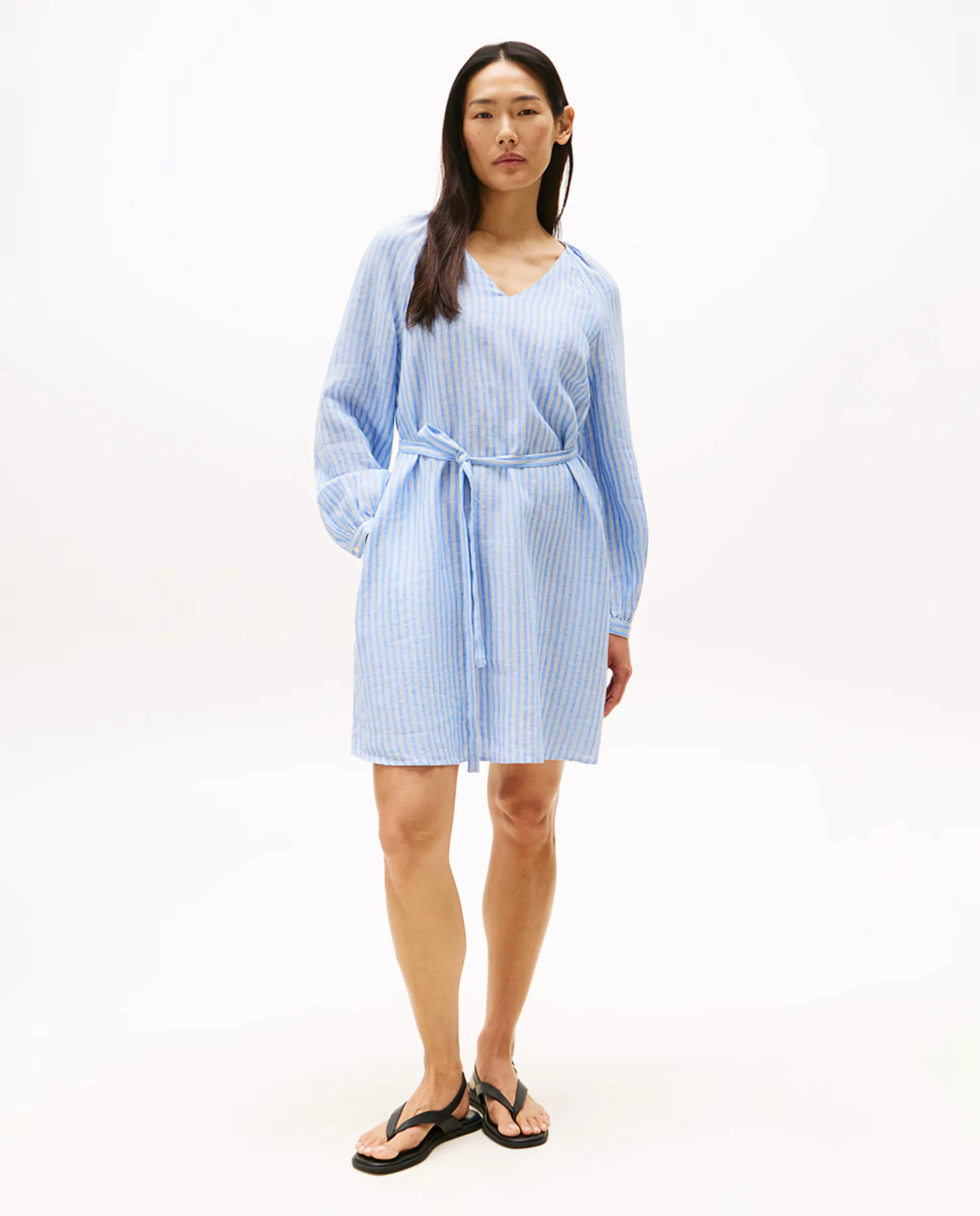 Короткое льняное платье с острым вырезом Tommy Hilfiger, светло-голубой
Короткое льняное платье с острым вырезом Tommy Hilfiger, светло-голубой