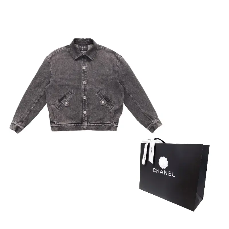 CHANEL Джинсовая куртка женская серая, Gray
CHANEL Джинсовая куртка женская серая, Gray