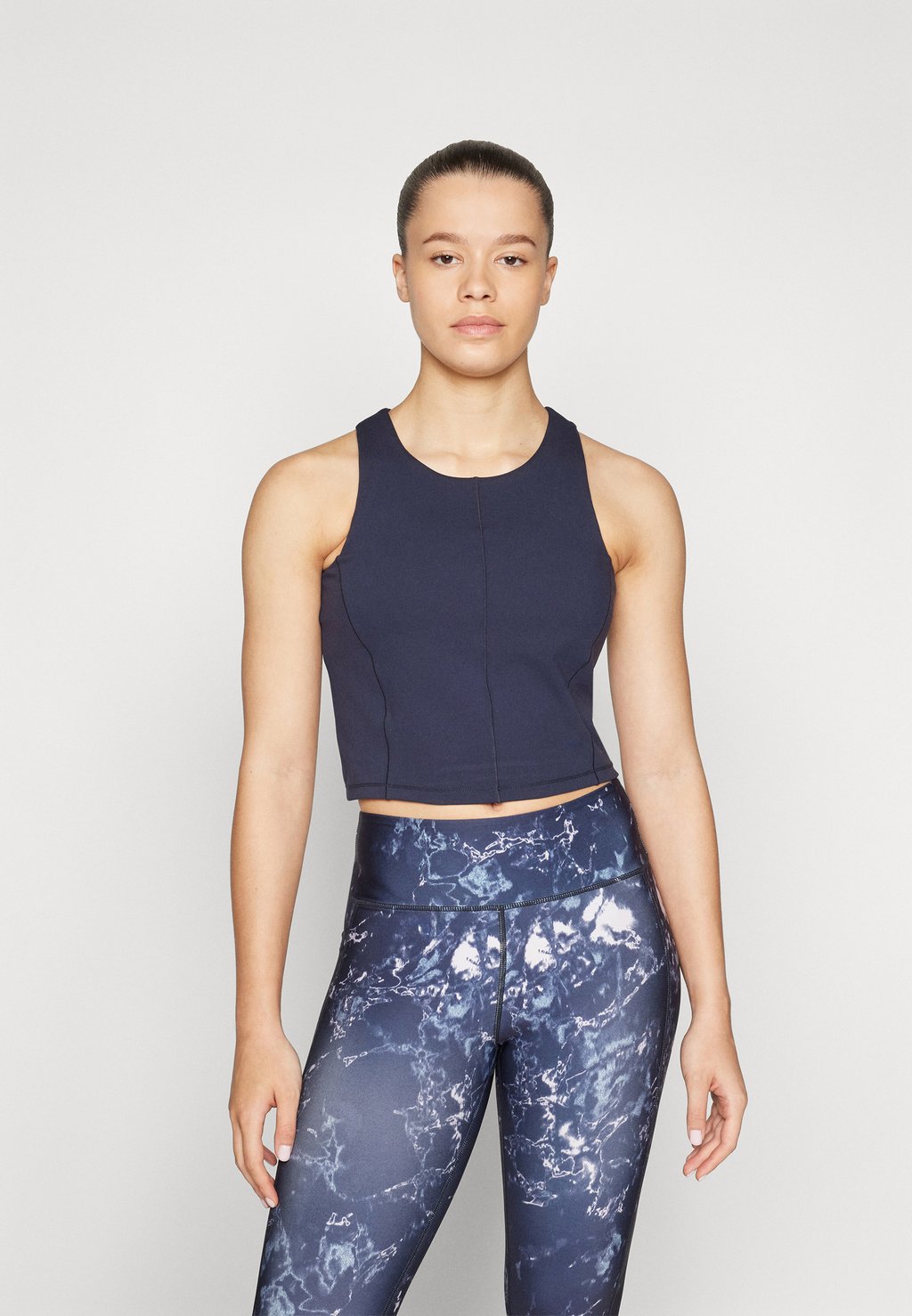 Топ ONPTIA ON CROP ONLY Play, темно-синий
Топ ONPTIA ON CROP ONLY Play, темно-синий