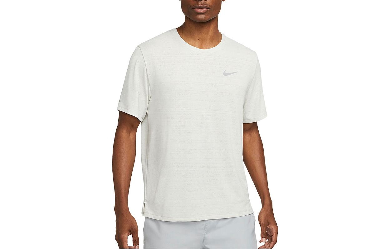 Футболка Dri-Fit мужская, светлая кость Nike, цвет Light Bone
Футболка Dri-Fit мужская, светлая кость Nike, цвет Light Bone