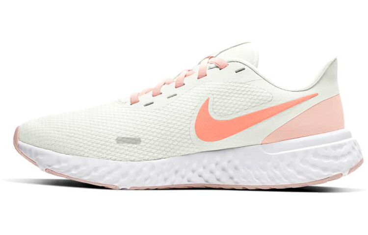Кроссовки Nike Revolution 5 Series для женщин
Кроссовки Nike Revolution 5 Series для женщин
