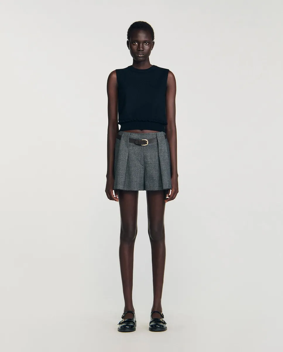 Женские шорты с поясом и плиссировкой Sandro, серый
Женские шорты с поясом и плиссировкой Sandro, серый