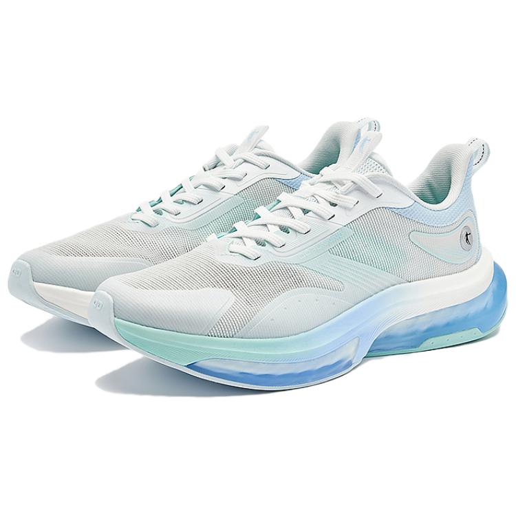 Антискользящие и износостойкие дышащие низкие повседневные кроссовки для бега мужские бело-голубые QIAODAN, прозрачный голубой/небесно-голубой
Антискользящие и износостойкие дышащие низкие повседневные кроссовки для бега мужские бело-голубые QIAODAN, прозрачный голубой/небесно-голубой