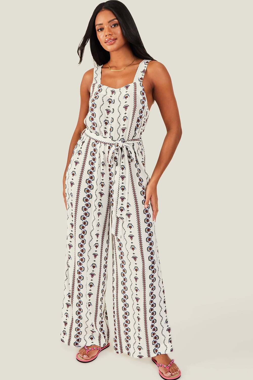 Мятый комбинезон с веерным принтом Accessorize, белый
Мятый комбинезон с веерным принтом Accessorize, белый