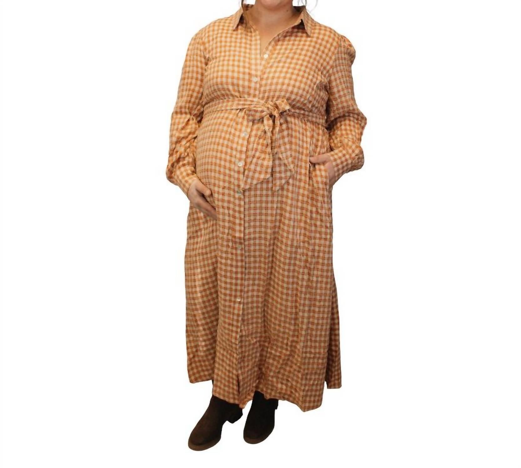 Cozy Co. Платье All For You - больших размеров, в оранжевую клетку
Cozy Co. Платье All For You - больших размеров, в оранжевую клетку