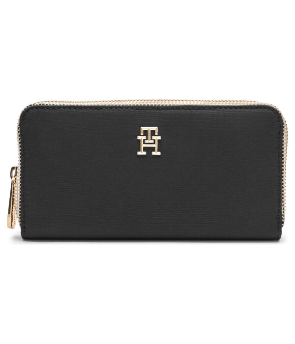 Кошелек женский Tommy Hilfiger на молнии, черный
Кошелек женский Tommy Hilfiger на молнии, черный