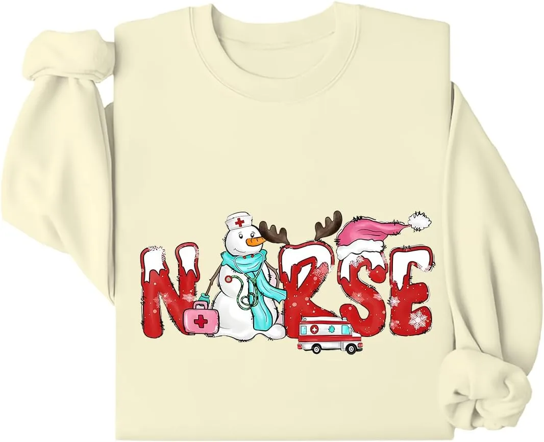 Свитшот с принтом "Снеговик-медсестра в рождественской скорой помощи"
Свитшот с принтом "Снеговик-медсестра в рождественской скорой помощи"