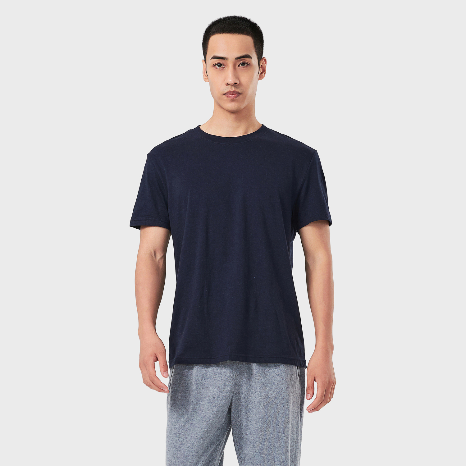 Мужская базовая футболка для фитнеса Domyos
Мужская базовая футболка для фитнеса Domyos