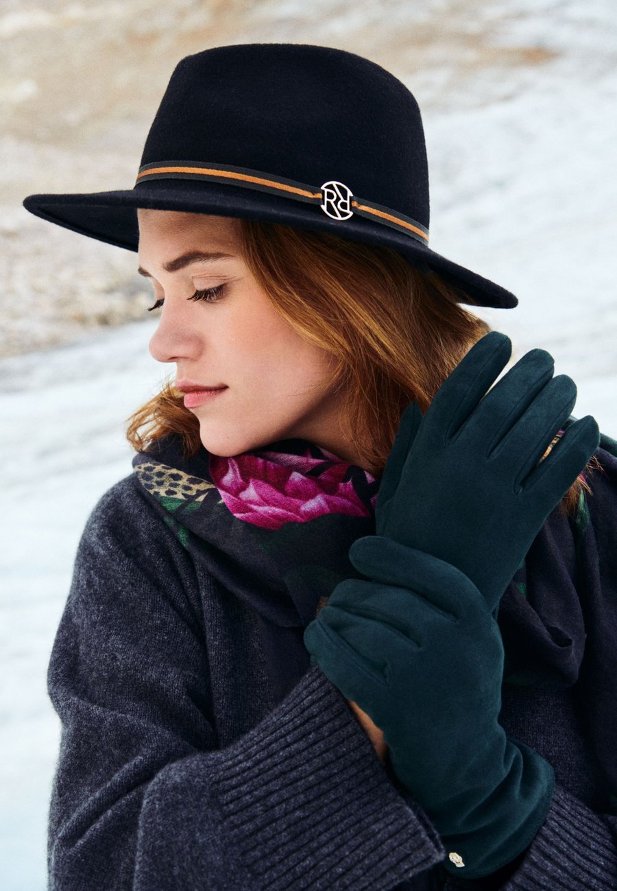 Шарф Roeckl LOTUS JUNGLE, Black Multi/Green
Шарф Roeckl LOTUS JUNGLE, Black Multi/Green