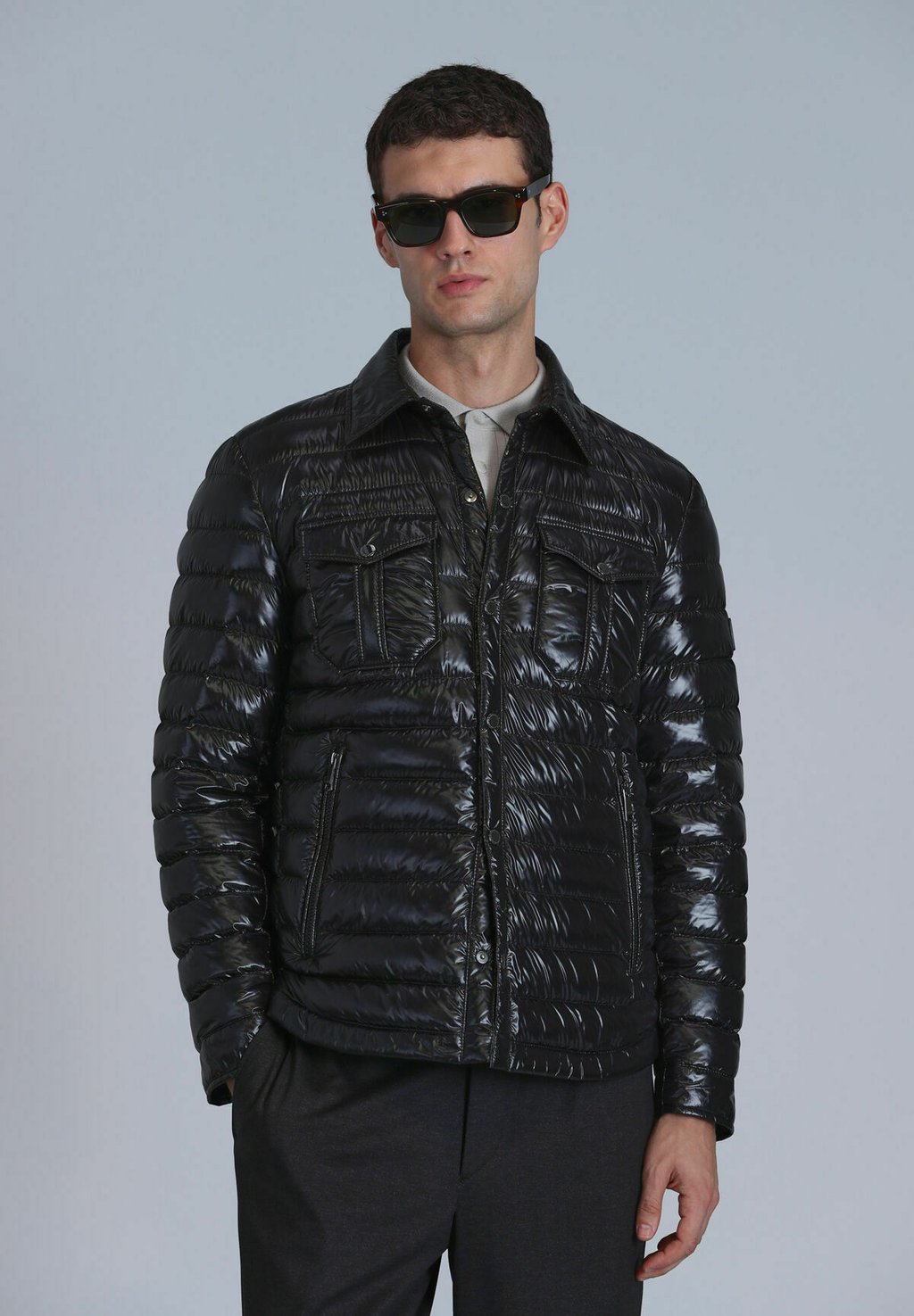 Пуховик KANE Lufian, черный
Пуховик KANE Lufian, черный