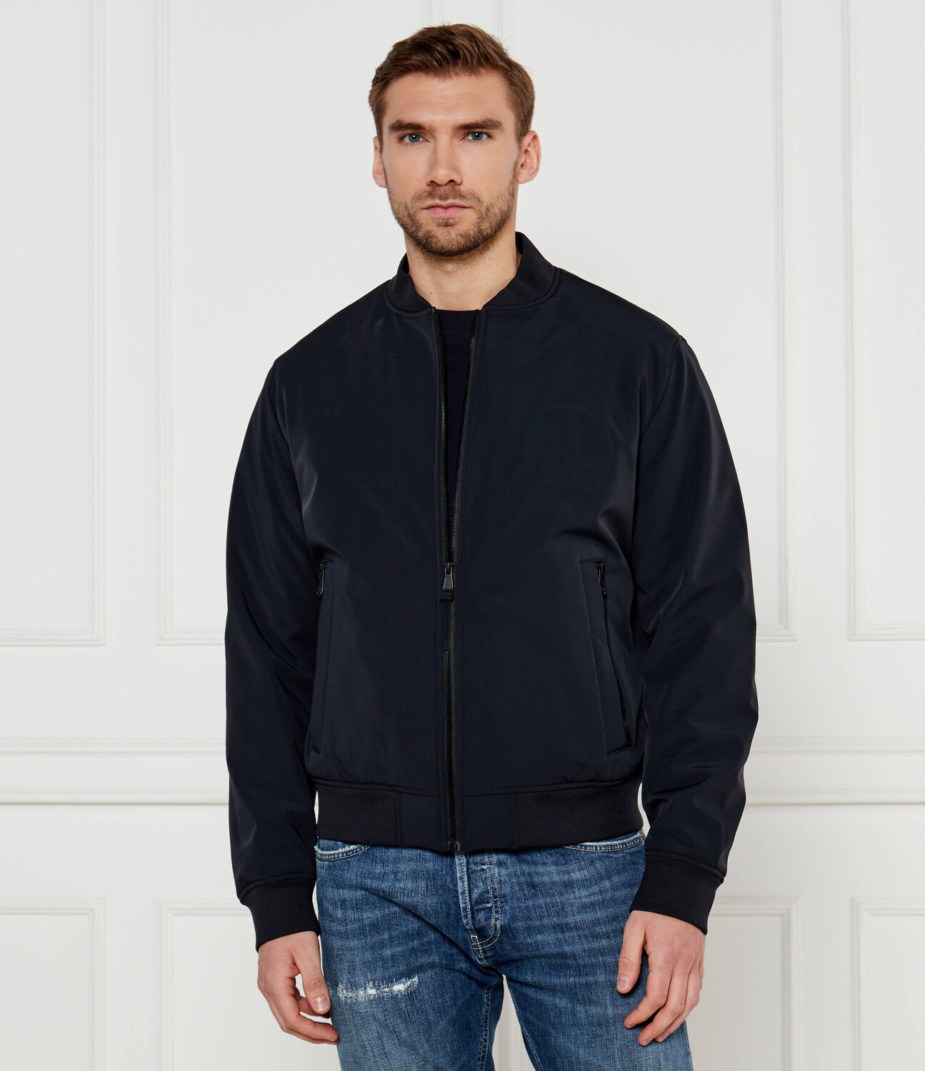 Куртка Joop! Jeans 15 JJO-276Logen Regular Fit, черный
Куртка Joop! Jeans 15 JJO-276Logen Regular Fit, черный