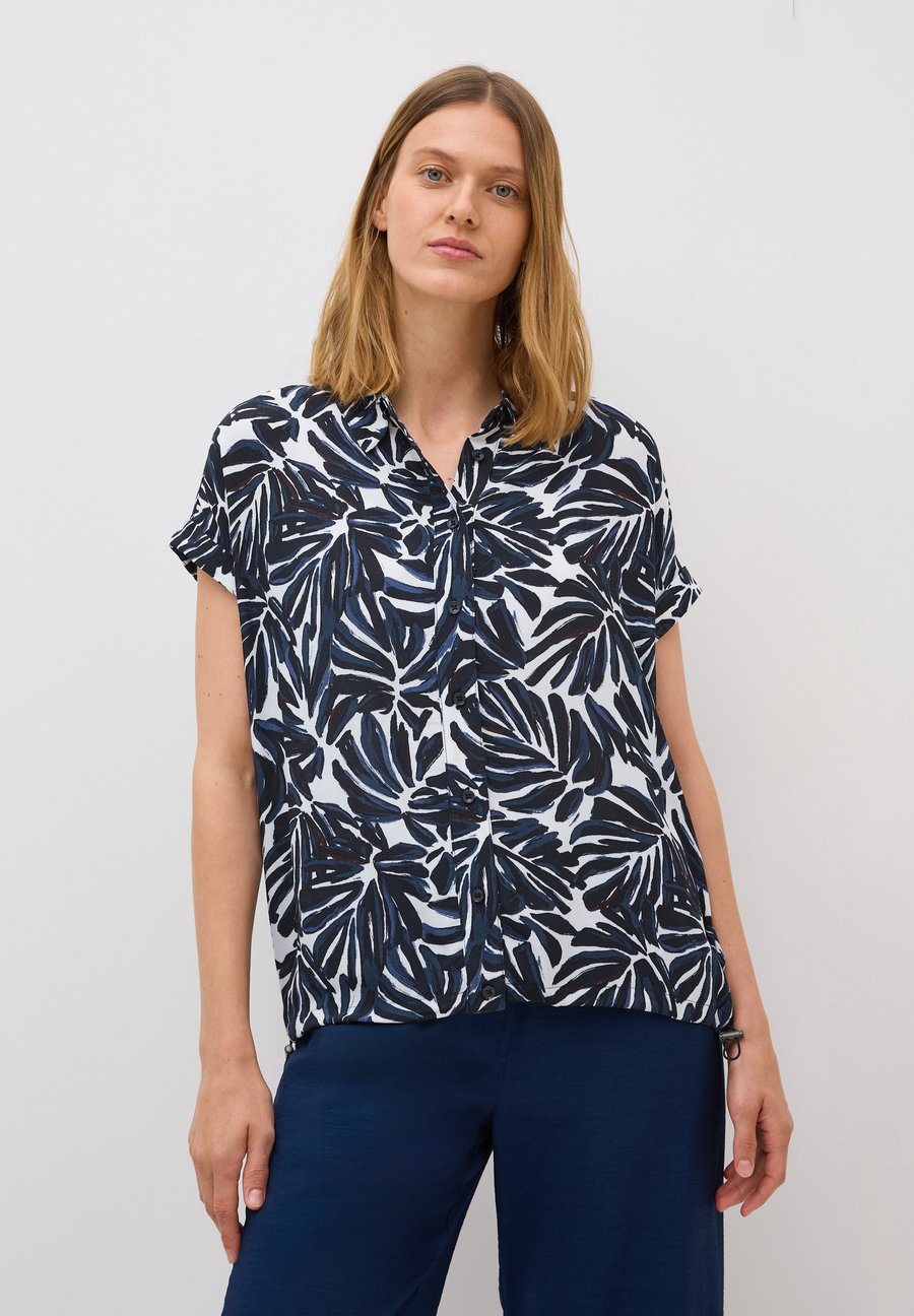 Блуза Cecil GEMUSTERTE , Blau/Dark Blue
Блуза Cecil GEMUSTERTE , Blau/Dark Blue