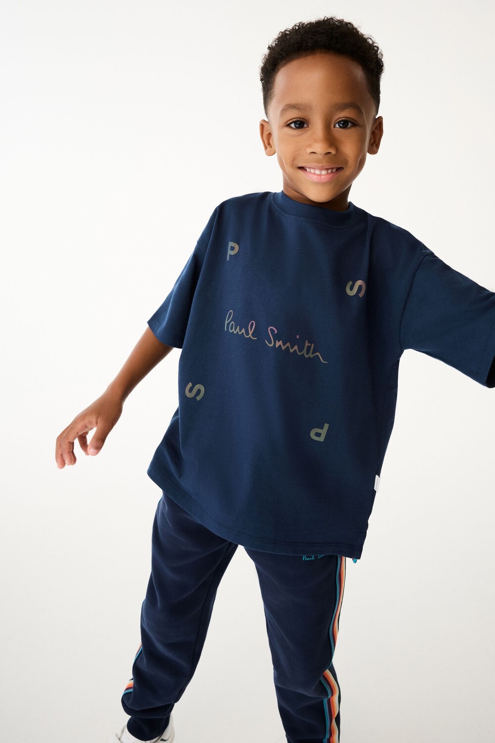 Футболка большого размера с короткими рукавами и культовым принтом для мальчиков из 100% хлопка Paul Smith Junior, синий
Футболка большого размера с короткими рукавами и культовым принтом для мальчиков из 100% хлопка Paul Smith Junior, синий