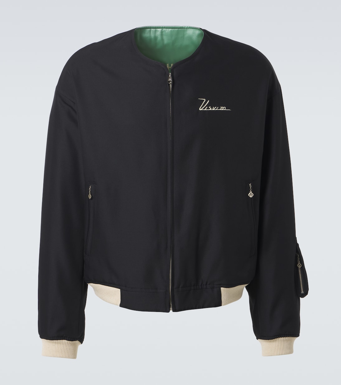 Сувенирная двусторонняя куртка-бомбер Visvim, черный
Сувенирная двусторонняя куртка-бомбер Visvim, черный