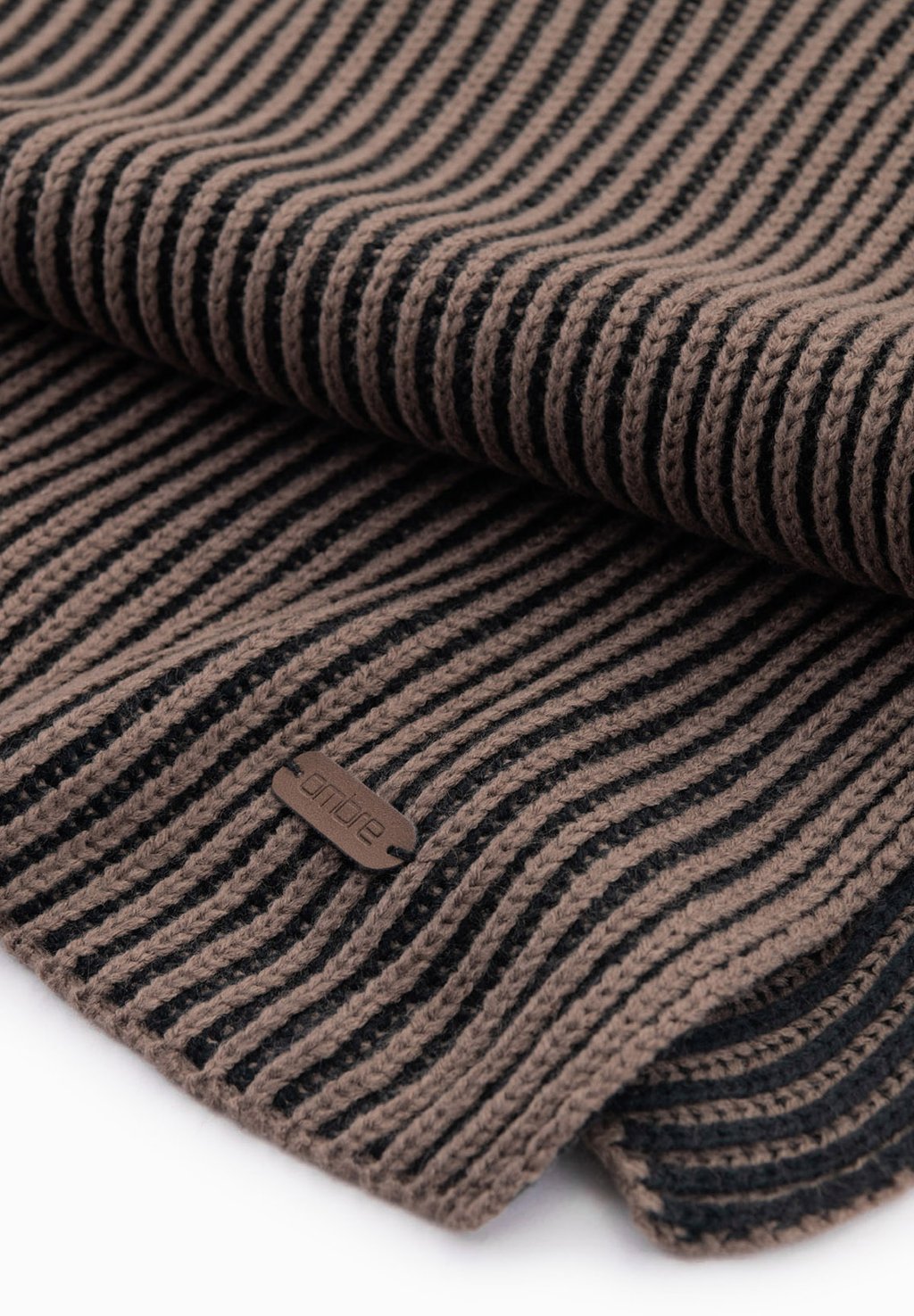 Шарф Ombre, коричневый
Шарф Ombre, коричневый