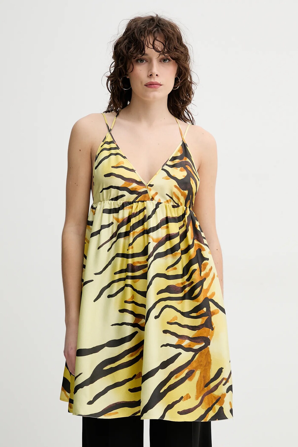 Платье шелковое CEIL Nanushka, желтый
Платье шелковое CEIL Nanushka, желтый