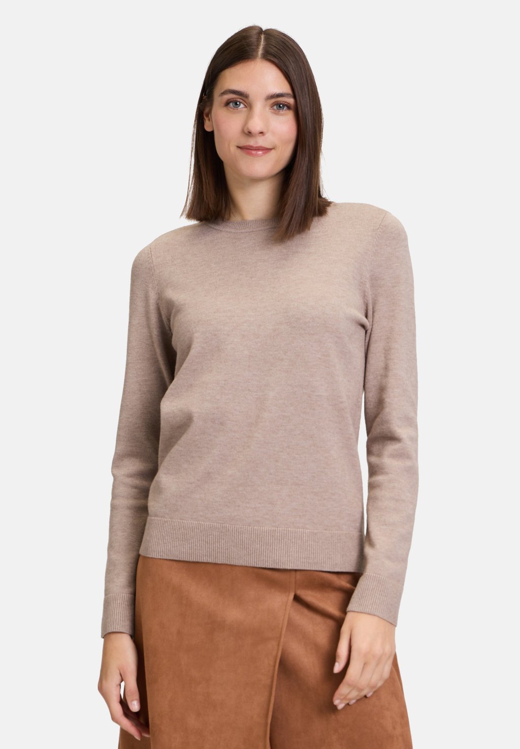 Джемпер BASIC-MIT RUNDHALSAUSSCHNITT Betty Barclay, бежевый
Джемпер BASIC-MIT RUNDHALSAUSSCHNITT Betty Barclay, бежевый